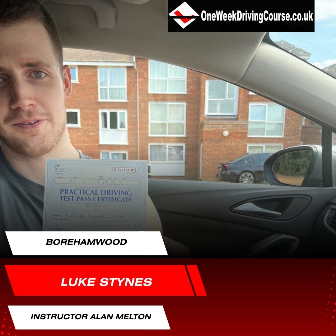Intensive Driving Courses Borehamwood, Watford, Barnet, Edgware, Radlett, Elstree. Driving Lessons Borehamwood, Driving Schools Borehamwood, Driving Instructors Borehamwood | Crash Courses Borehamwood | One Week Driving Courses Borehamwood | Pass your test in a week in Borehamwood | Guaranteed Pass Courses Borehamwood | Driving Lessons Borehamwood