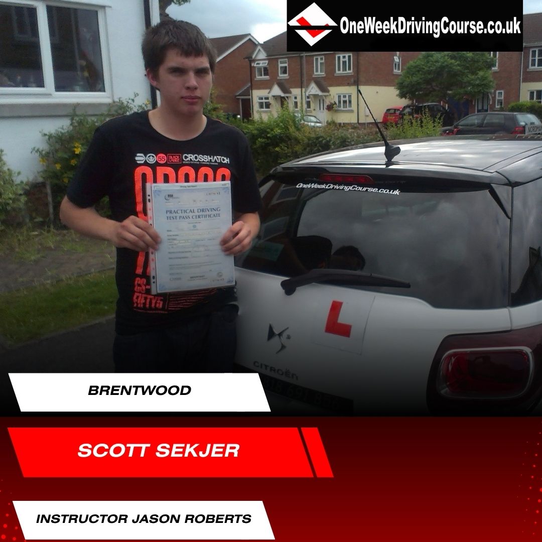Intensive Driving Courses Brentwood, Shenfield, Warley, Wyatts Green, Ingrave, Hutton, Pilgrims Hatch. Driving Lessons Brentwood, Driving Schools Brentwood, Driving Instructors Brentwood | Crash Courses Brentwood | One Week Driving Courses Brentwood | Pass your test in a week in Brentwood | Guaranteed Pass Courses Brentwood | Driving Lessons Brentwood