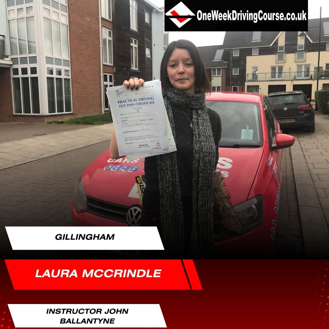 Intensive Driving Courses Gillingham, Maidstone, Rochester, Chatham. Driving Lessons Gillingham, Driving Schools Gillingham, Driving Instructors Gillingham | Crash Courses Gillingham | One Week Driving Courses Gillingham | Pass your test in a week in Gillingham | Guaranteed Pass Courses Gillingham | Driving Lessons Gillingham