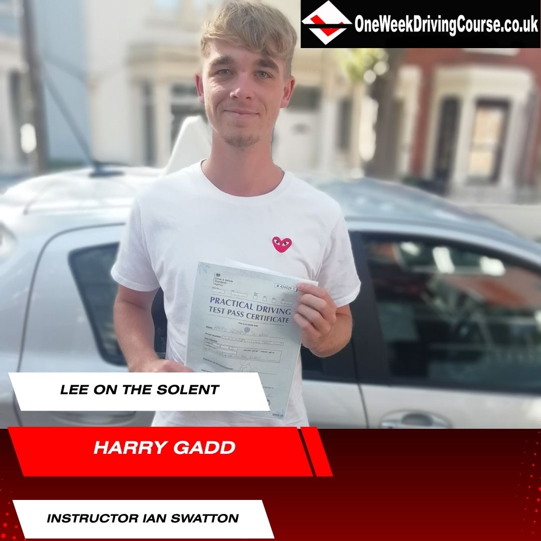 Intensive Driving Courses Fareham, Portsmouth, Gosport, Wickham, Bishops Waltham, Waterlooville. Driving Lessons Fareham, Driving Schools Fareham, Driving Instructors Fareham | Crash Courses Fareham | One Week Driving Courses Fareham | Pass your test in a week in Fareham | Guaranteed Pass Courses Fareham | Driving Lessons Fareham