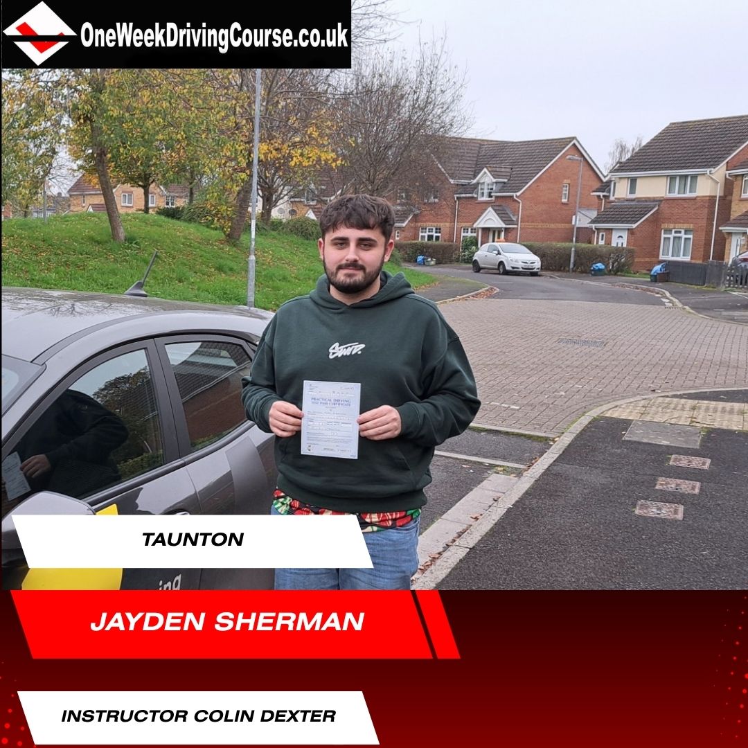 Intensive Driving Courses Minehead, Taunton, Watchet, Porlock, Williton. Driving Lessons Minehead, Driving Schools Minehead, Driving Instructors Minehead | Crash Courses Minehead | One Week Driving Courses Minehead | Pass your test in a week in Minehead | Guaranteed Pass Courses Minehead | Driving Lessons Minehead